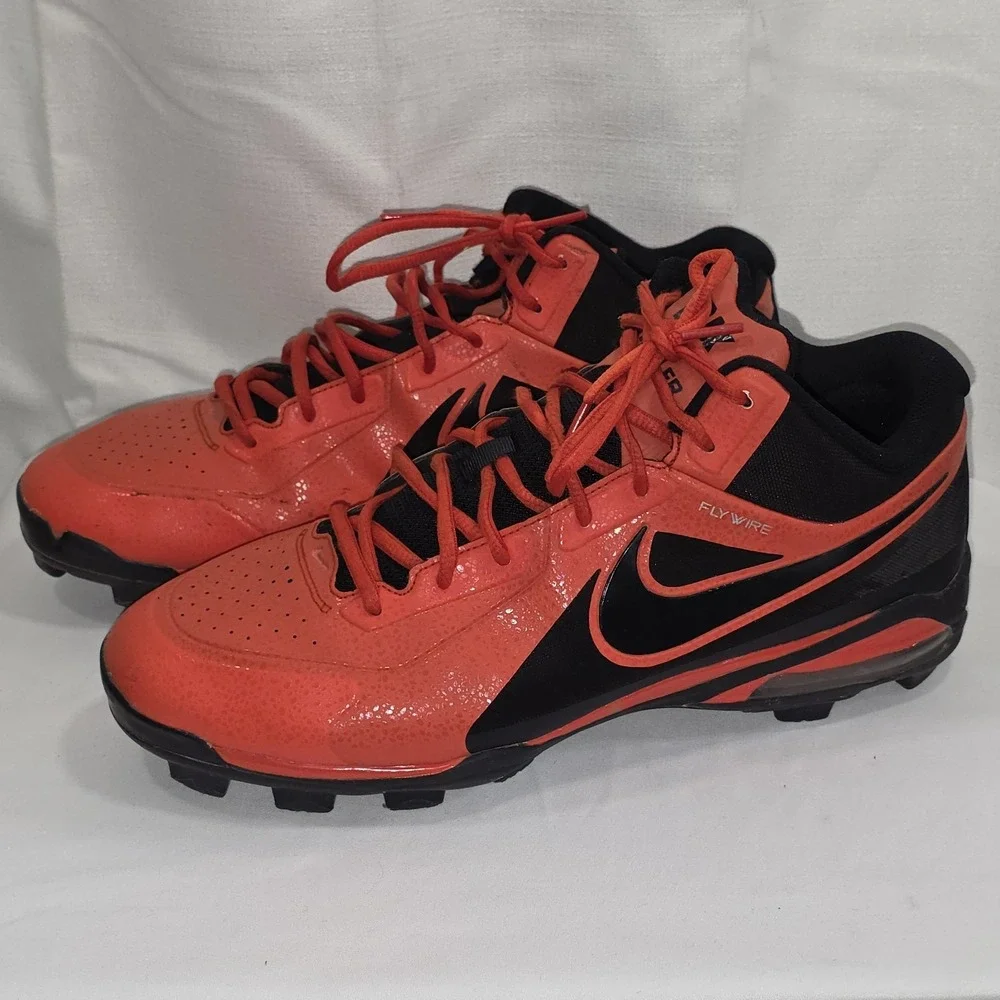Nike ID Fly Wire Custom Cleats Womens Size 12 in Orange‎ and Black Colorway